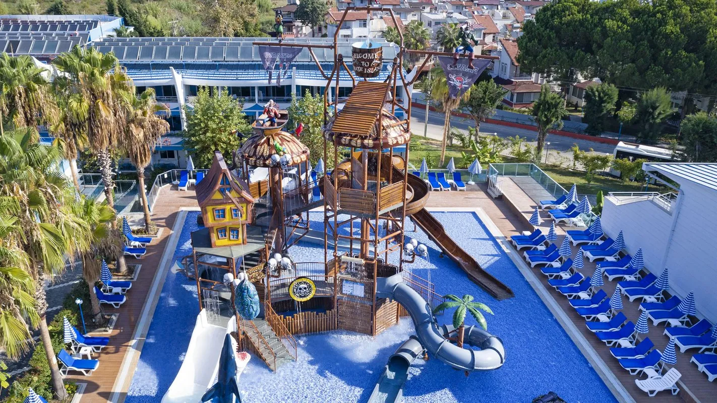 Marine Family Club Beach Hotel фото 7