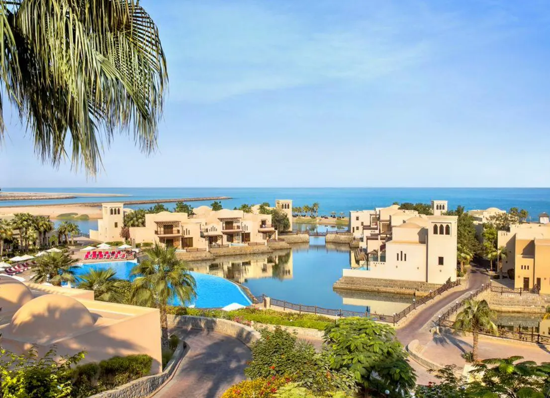 The Cove Rotana Resort фото 0