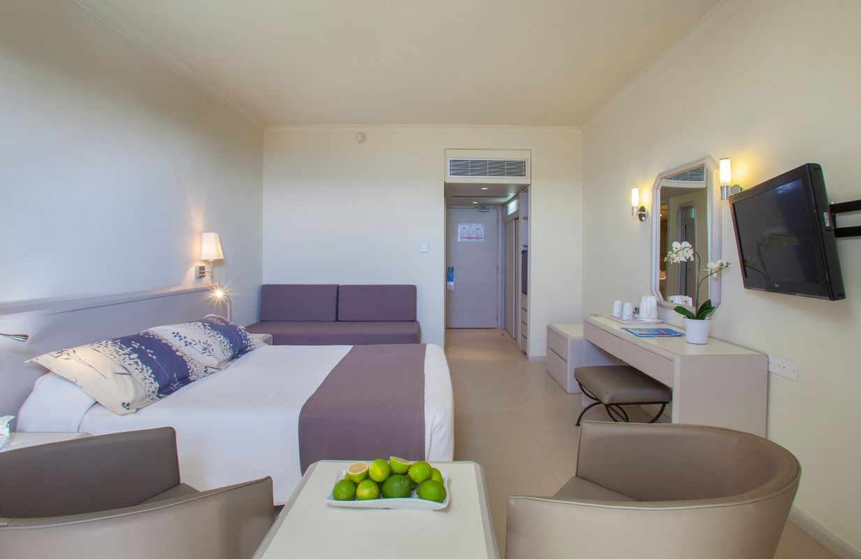 Louis Imperial Beach фото 2