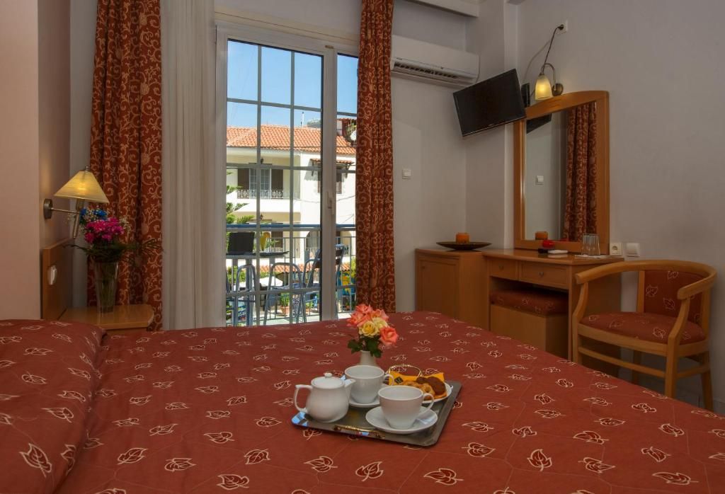 Tolo фото 3