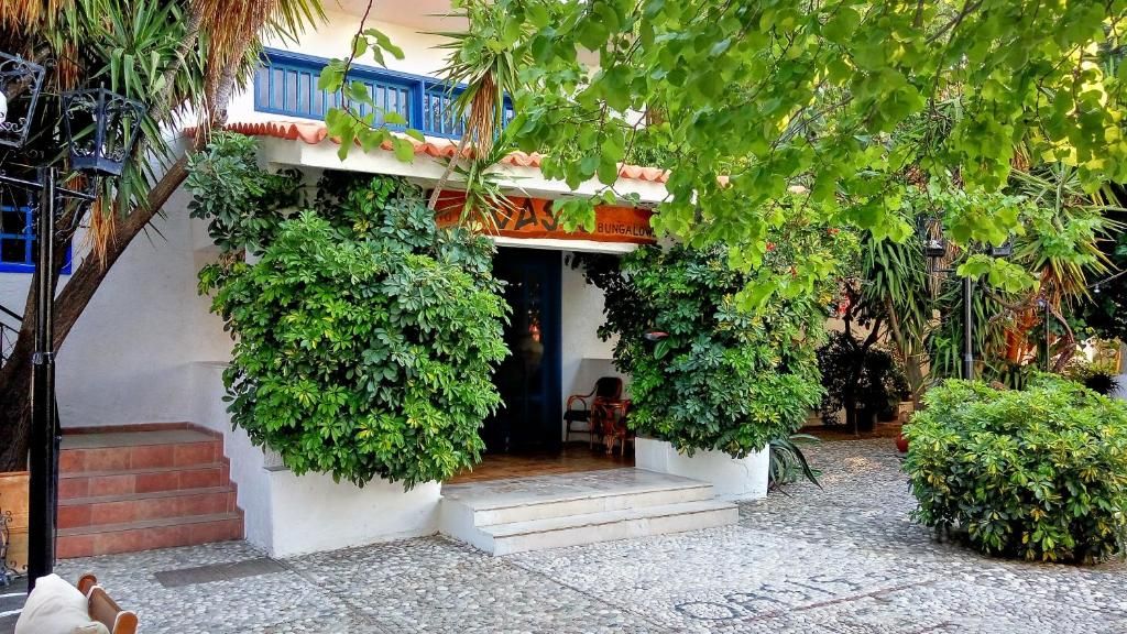 Oasis Hotel Bungalows фото 19