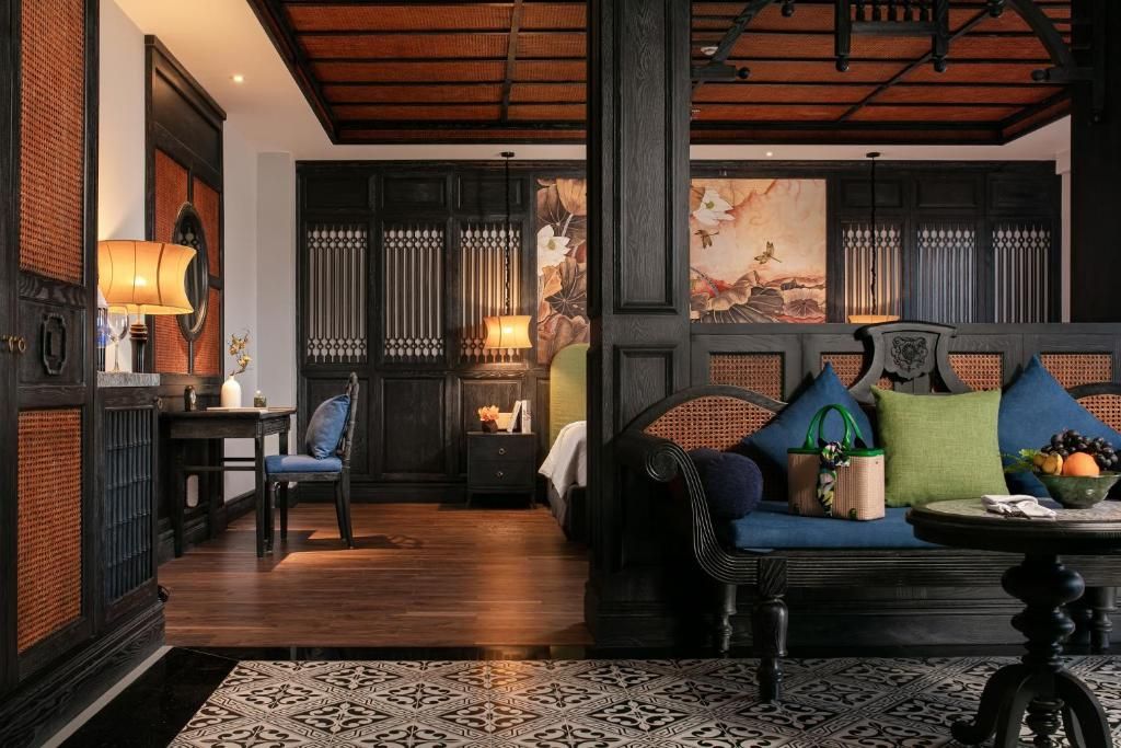 Shining Riverside Hoi An Boutique and Spa фото 37