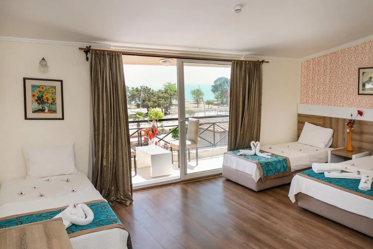 Beldibi Beach Hotel фото 4