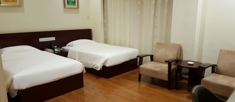 Фото отеля Guangdong Baiyun City Hotel