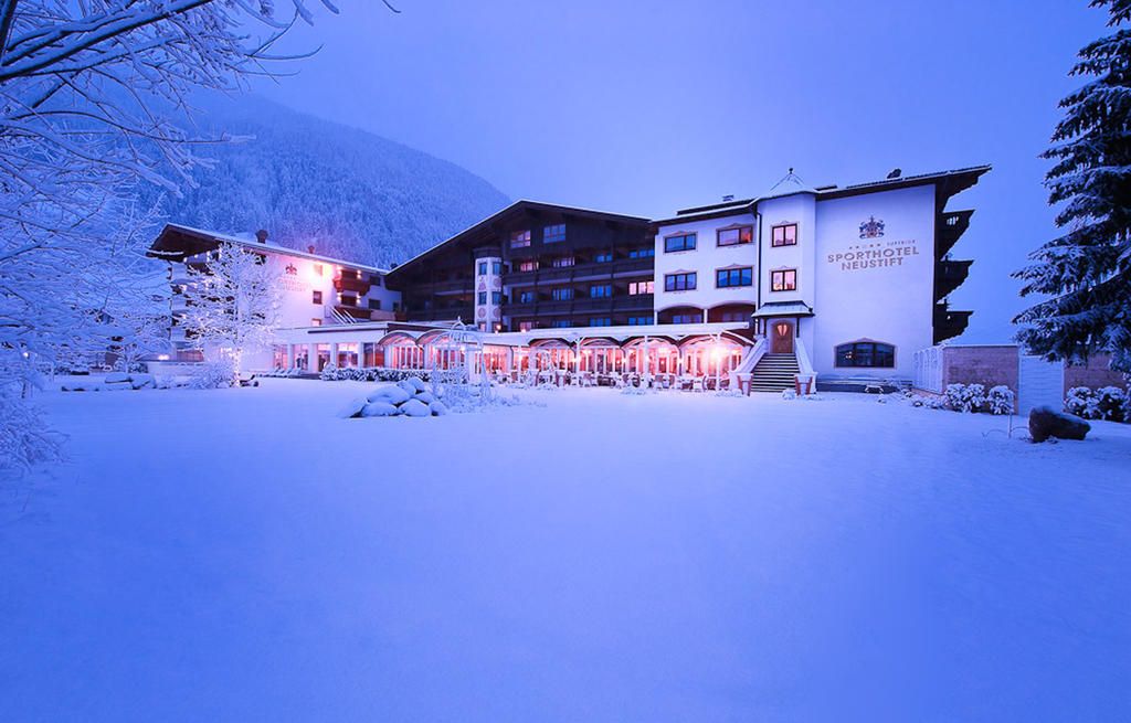 Sporthotel Neustift фото 0