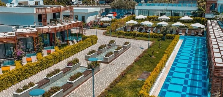 Фото отеля Feniks Priority Hotel (Adults Only)