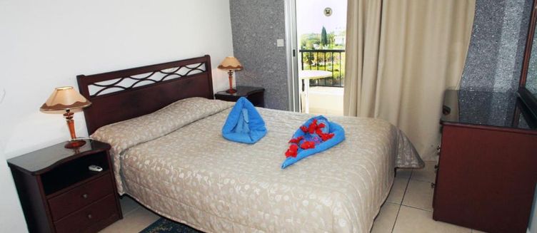 Фото отеля Petsas Apartments