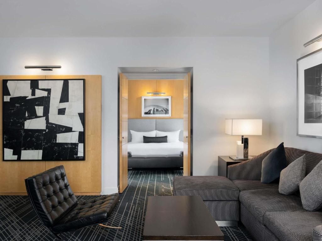 Sofitel Chicago Magnificent Mile фото 30