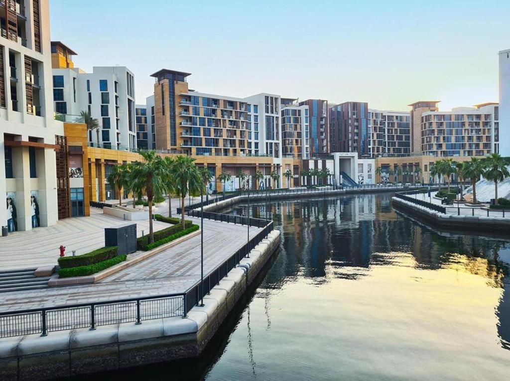 Grand Kingsgate Waterfront By Millennium Hotels фото 13
