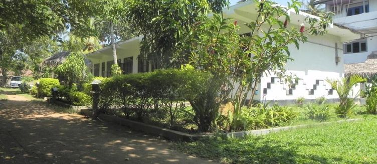 Фото отеля Rainbowswell Beach Resort