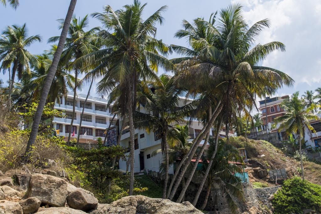 Surya Beach Resort фото 13