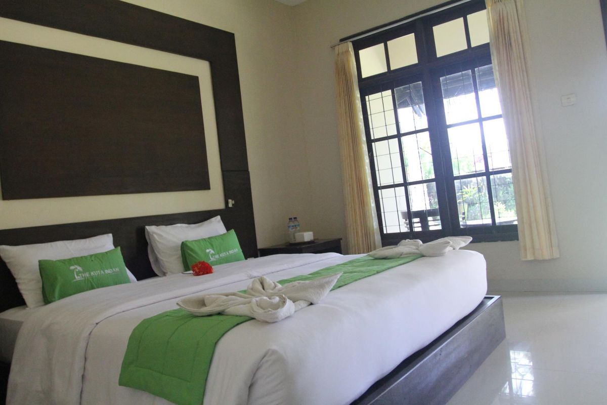 Kuta Indah Hotel фото 1
