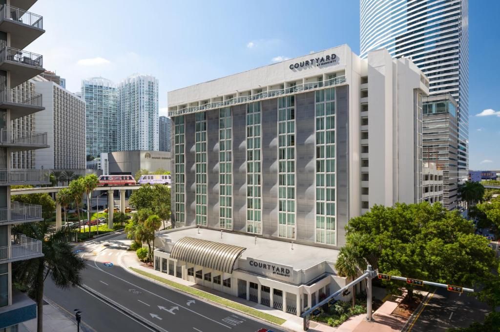 Courtyard Miami Downtown/Brickell Area фото 6
