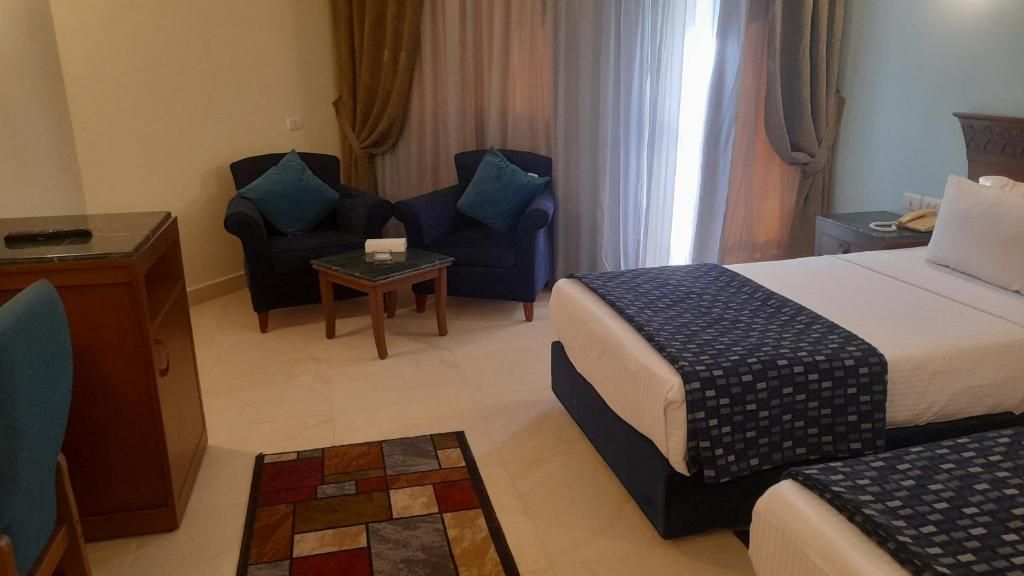 Boudl Grand Pyramids фото 3