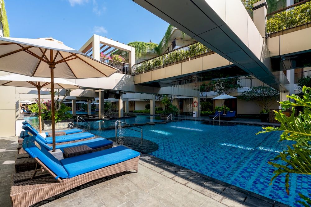 Vouk Hotel & Suites фото 38