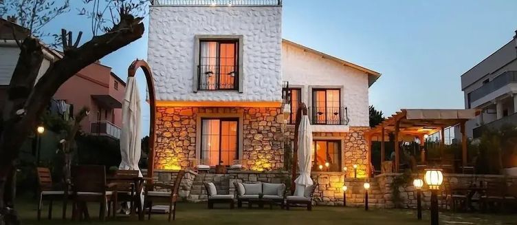 Фото отеля Huzurla Otel