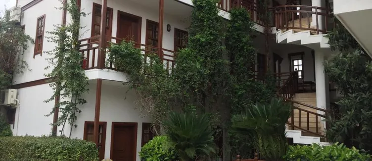 Фото отеля Karyatit Hotel