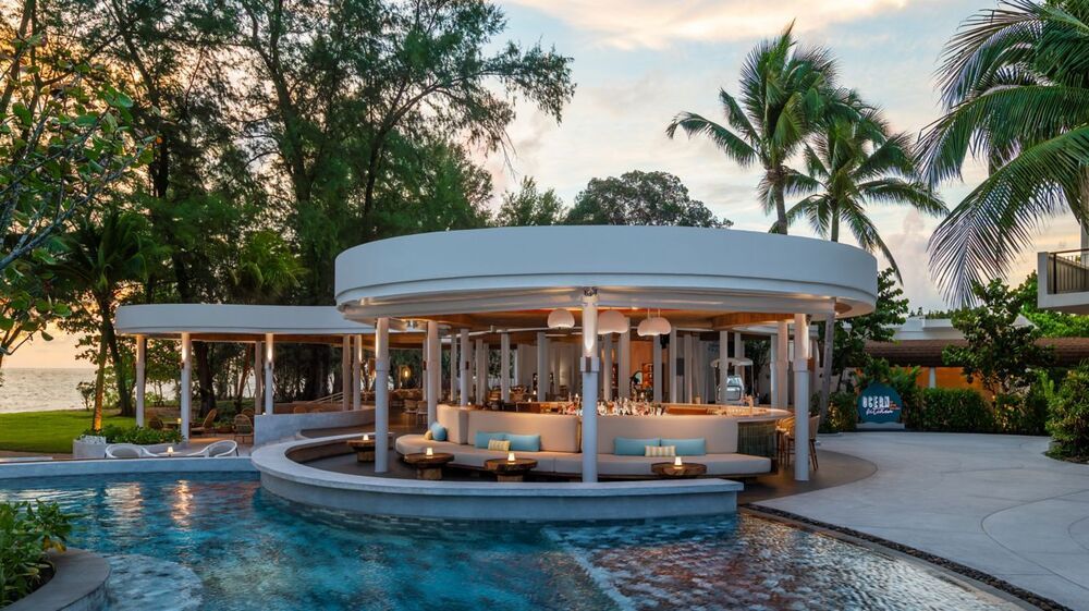 Le Meridien Phuket Mai Khao Beach Resort фото 48