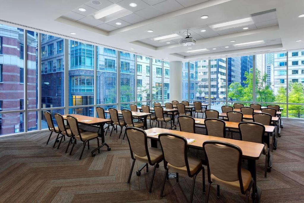 Hyatt Place Chicago/Downtown - The Loop фото 3