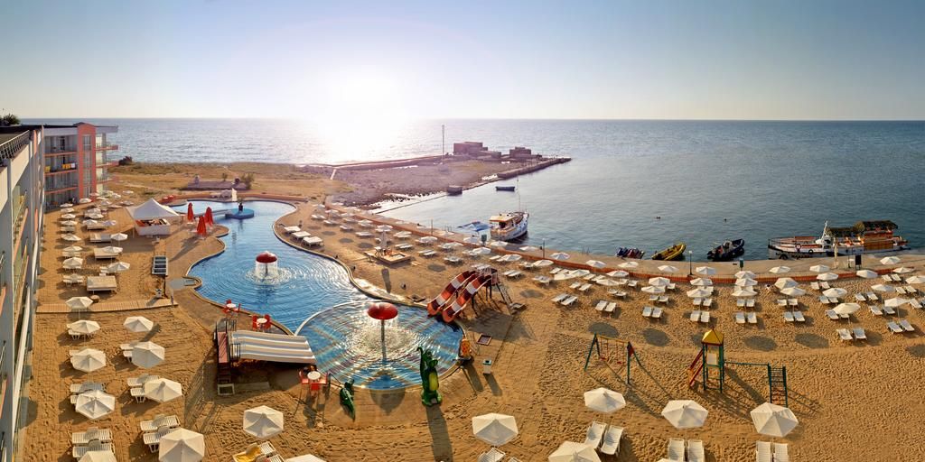Dolphin Marina Hotel All Inclusive фото 0
