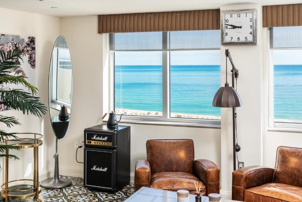 The National Hotel, An Adult Only Oceanfront Resort фото 9