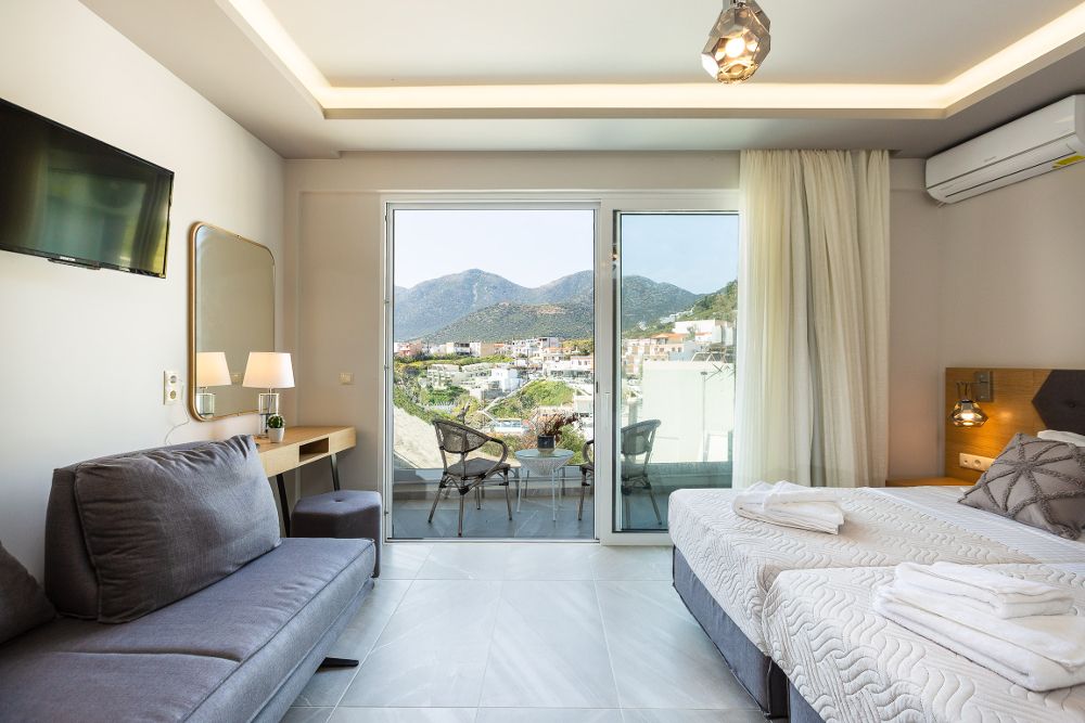Luxury Suite with Sea View in Akrogiali Luxury Aparthotel фото 37