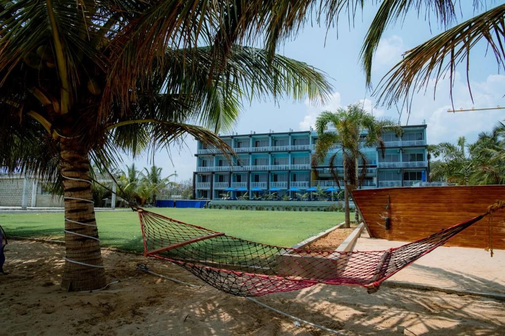 Trincomalee Beach Resort & Spa фото 29