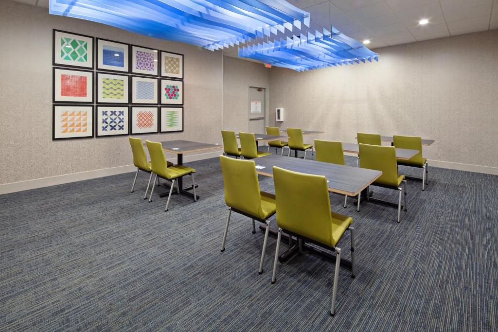 Holiday Inn Express Los Angeles LAX Airport фото 10