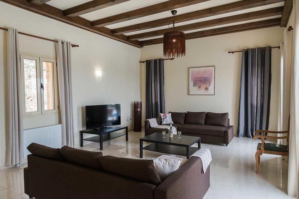 Monambeles Villas фото 11