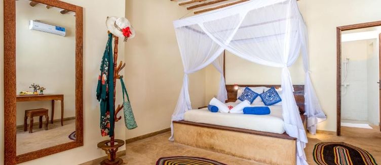 Фото отеля Marafiki Beach Hotel & SPA