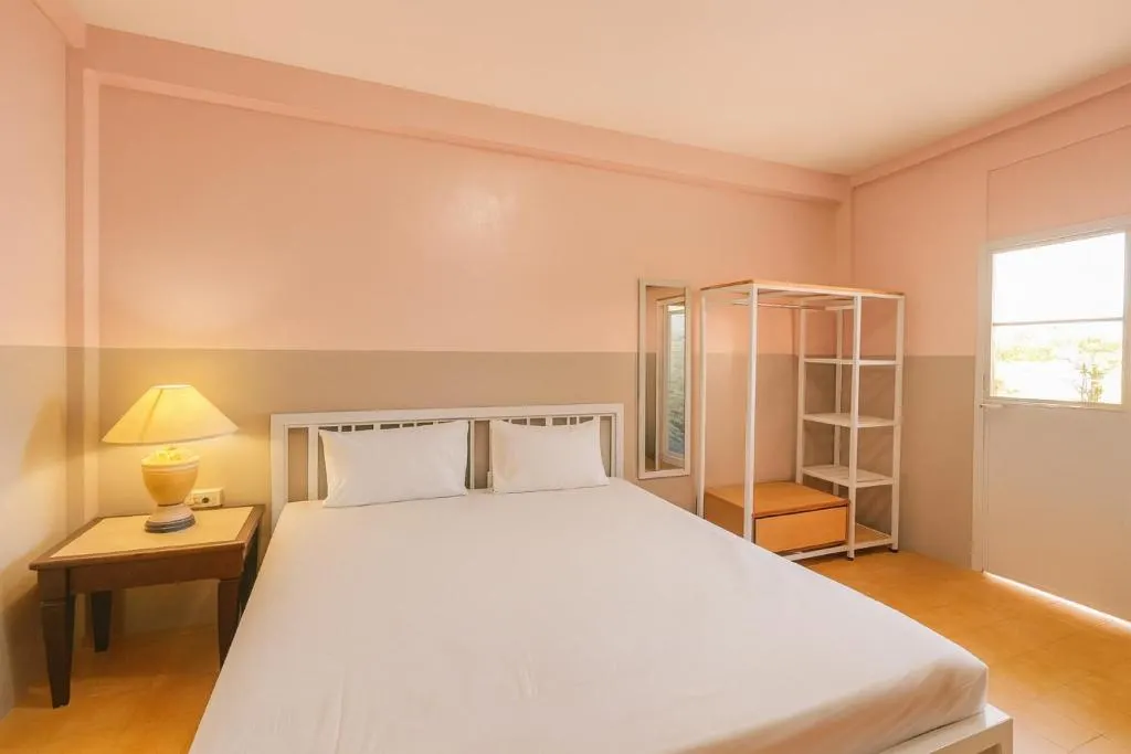 Ratana Hotel Chalong фото 2