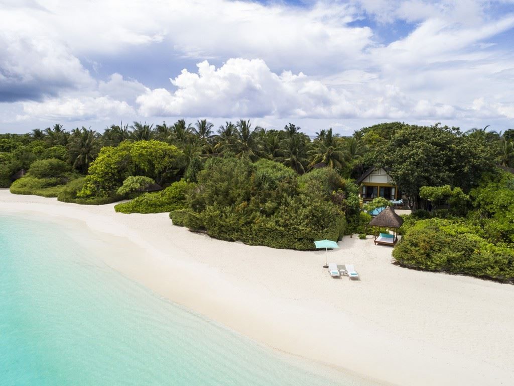 Four Seasons Resort Maldives at Landaa Giraavaru фото 7