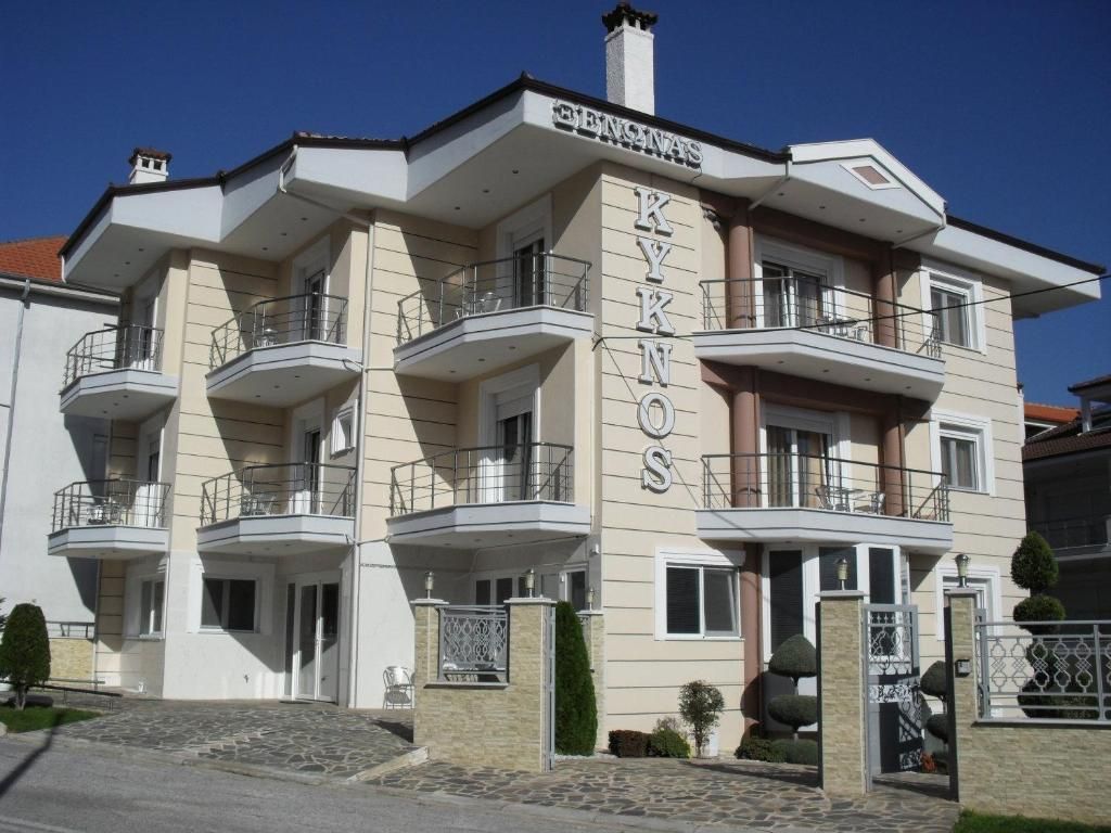 Kyknos De Luxe Suites фото 2
