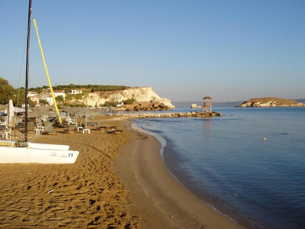Almyrida Beach Hotel & Studios фото 24