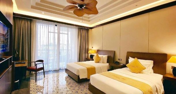 Фото отеля Senna Hue Hotel
