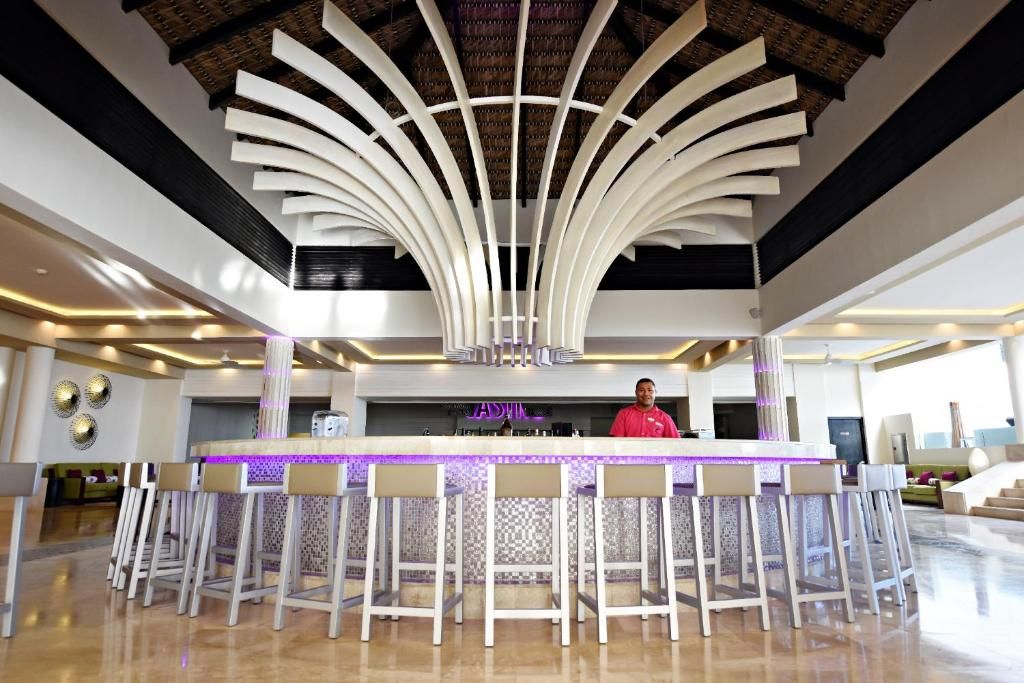 Royalton CHIC Punta Cana, An Autograph Collection All-Inclusive Resort & Casino - Adults Only фото 14