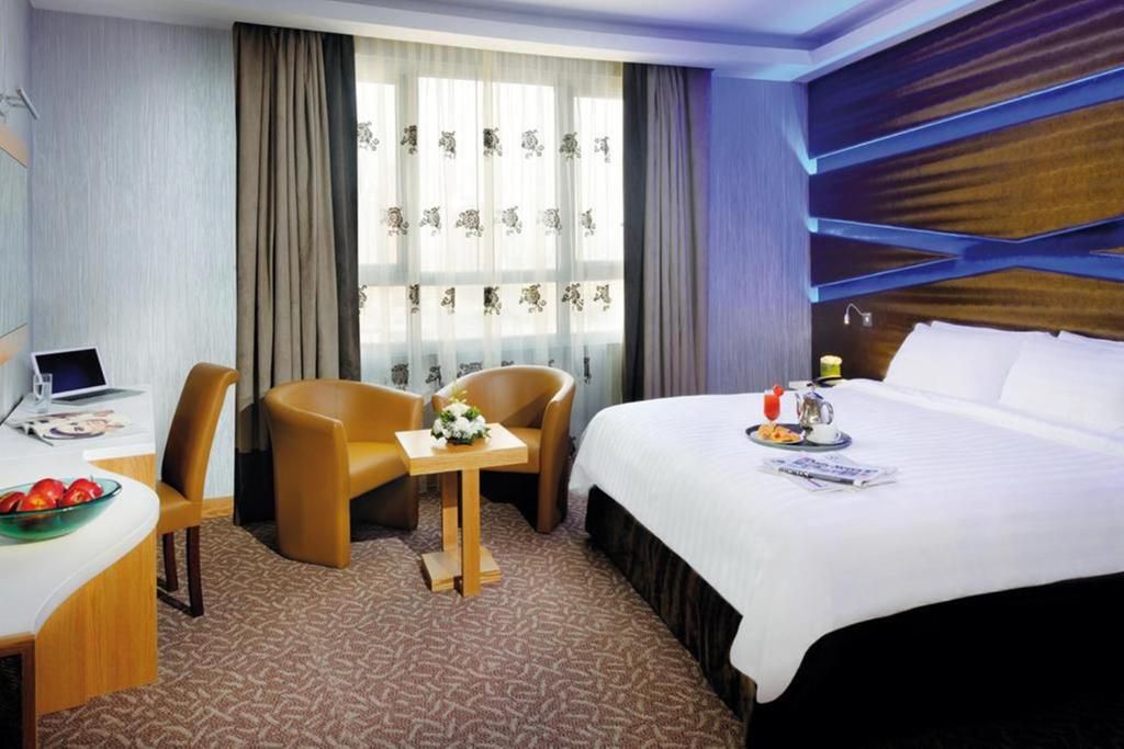 Al Safir Hotel & Tower фото 35