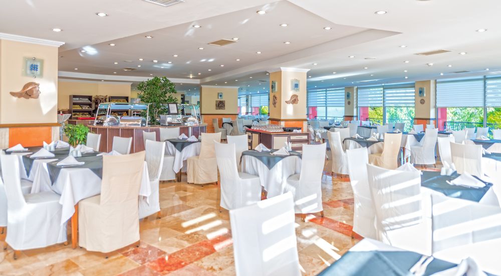 Royal Atlantis Beach Hotel фото 35