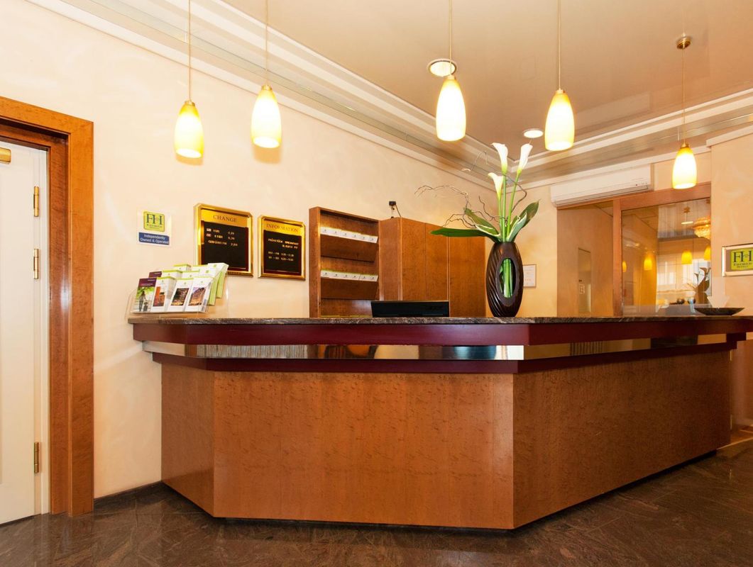 Favored Hotel Domicil фото 14