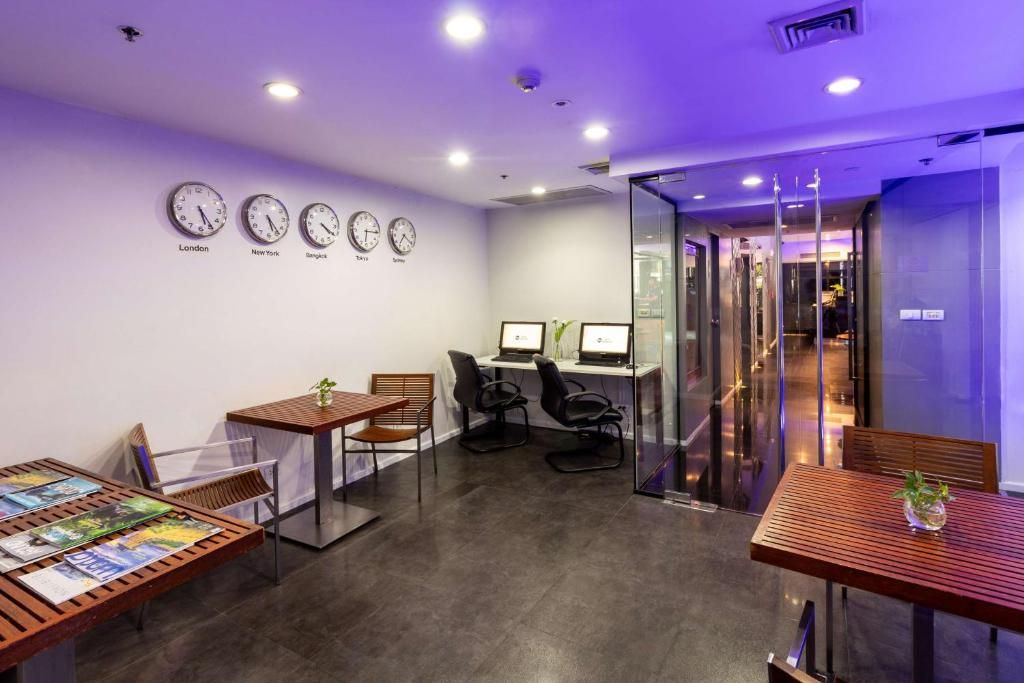 Best Western Plus at 20 Sukhumvit фото 40
