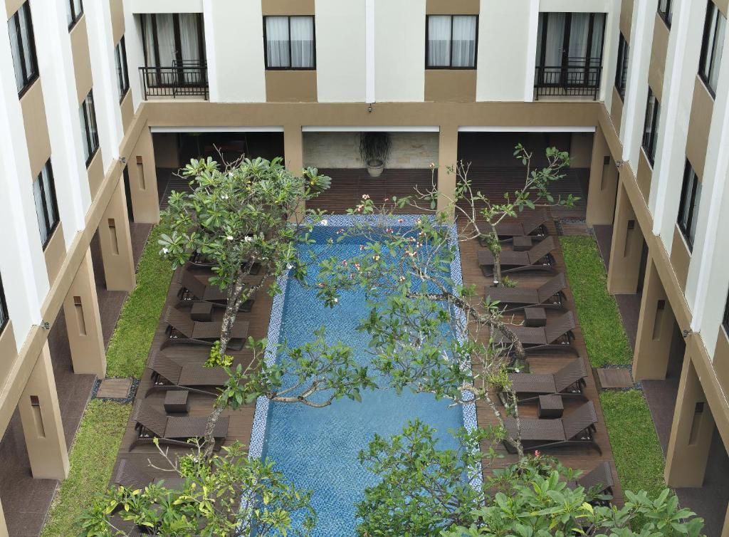 Hotel Santika Kuta фото 40