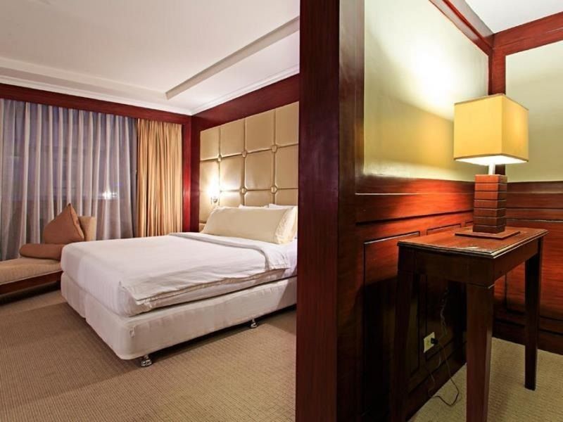 Cebu Parklane International Hotel фото 1