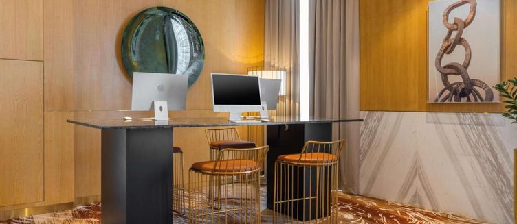 Фото отеля Embassy Suites by Hilton Doha Old Town