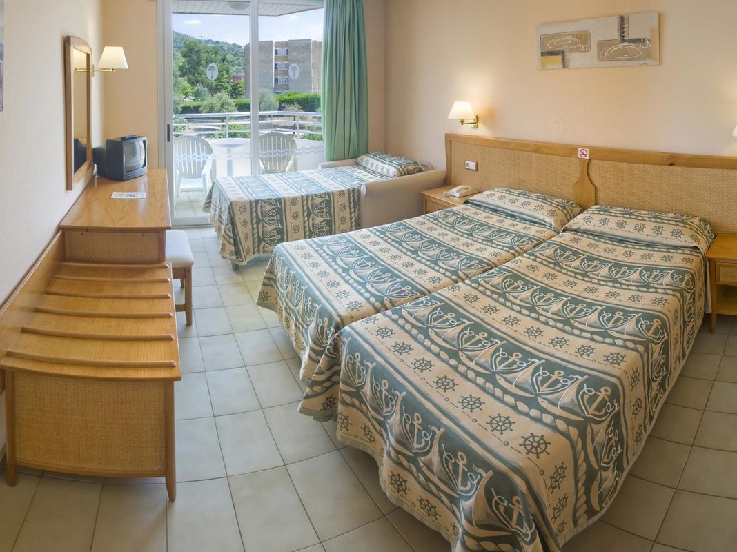 Hotel GHT Oasis Tossa & SPA фото 18