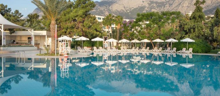 Фото отеля Mirage Park Resort