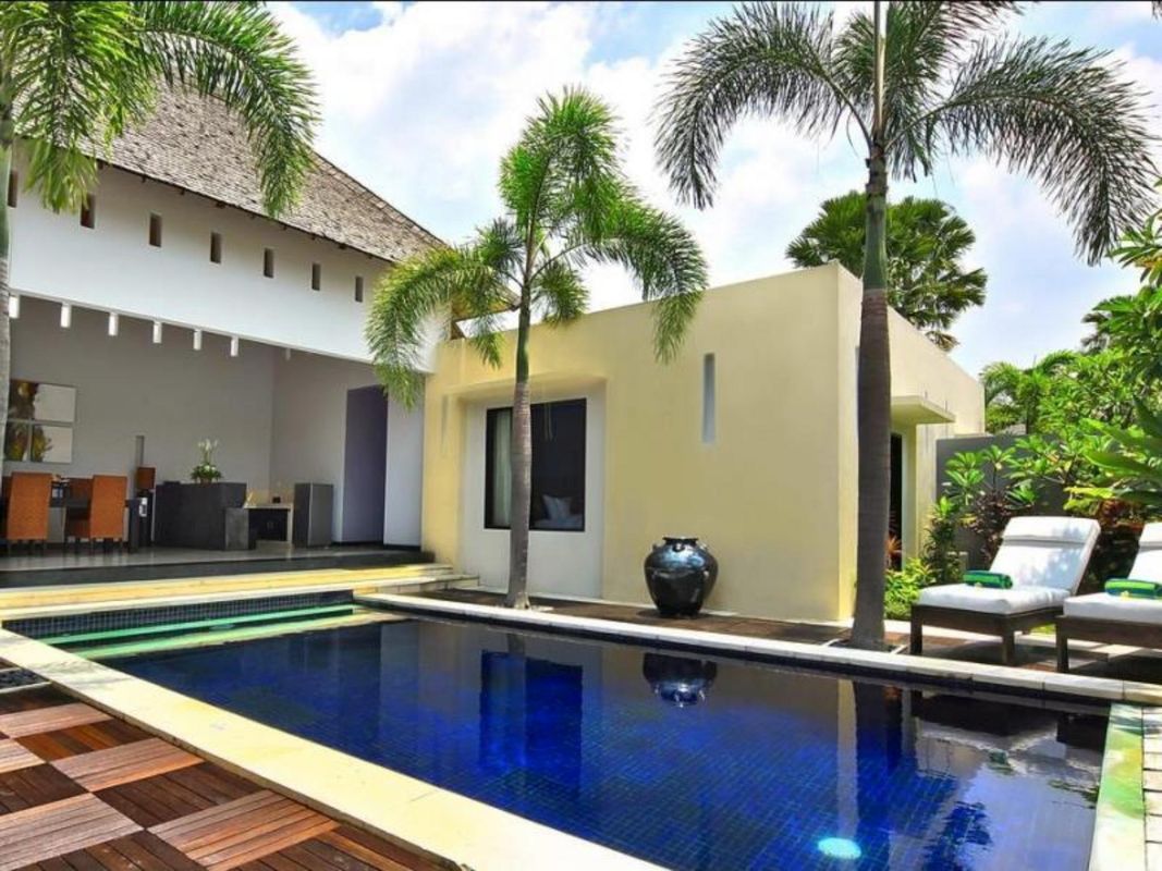 The Seminyak Suite Private Villa фото 17