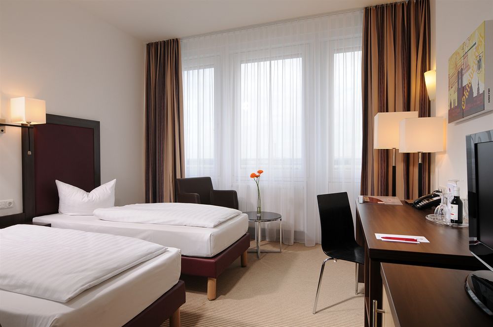AZIMUT Hotel Munich фото 54