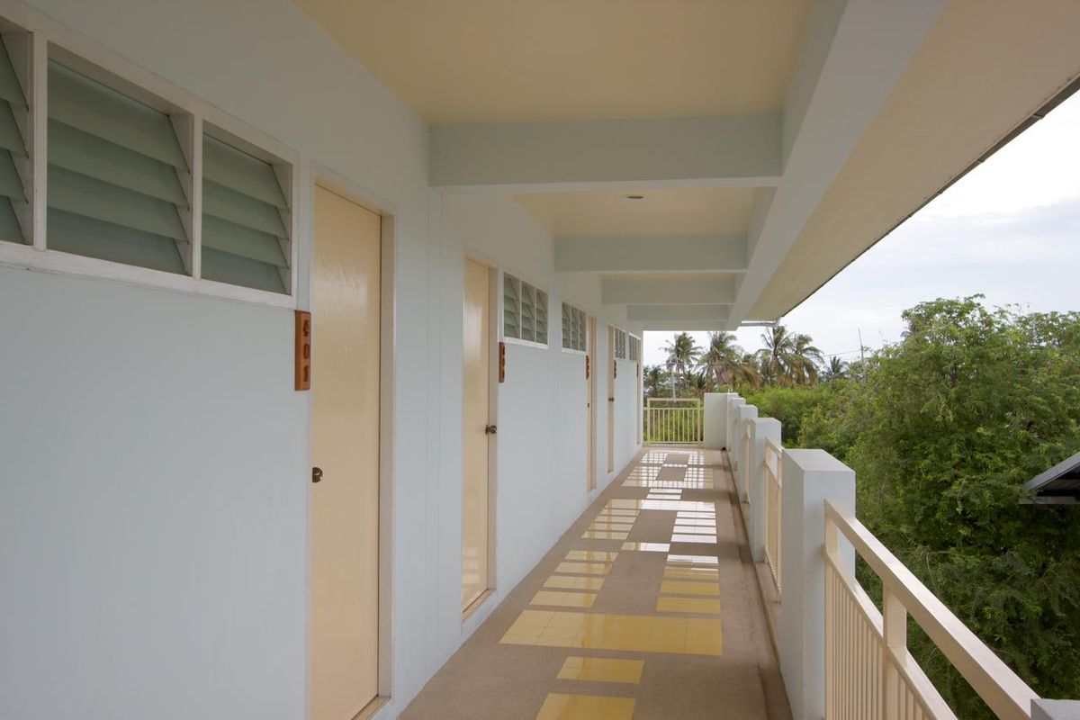 Charn Residence фото 11