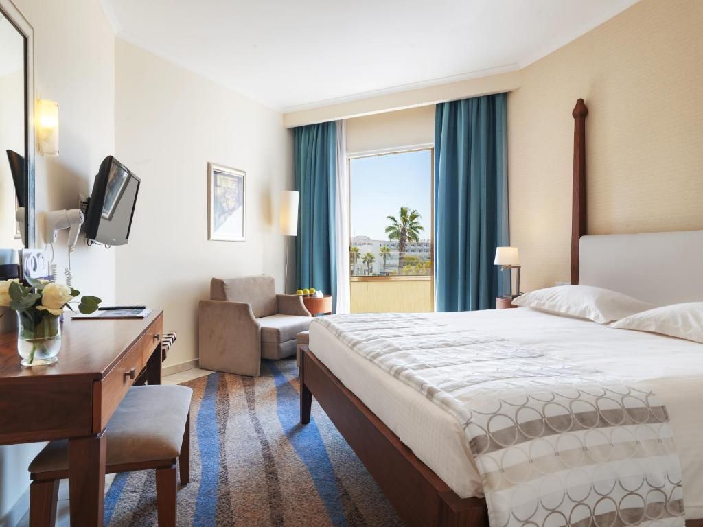 Alexander The Great Beach Hotel фото 33