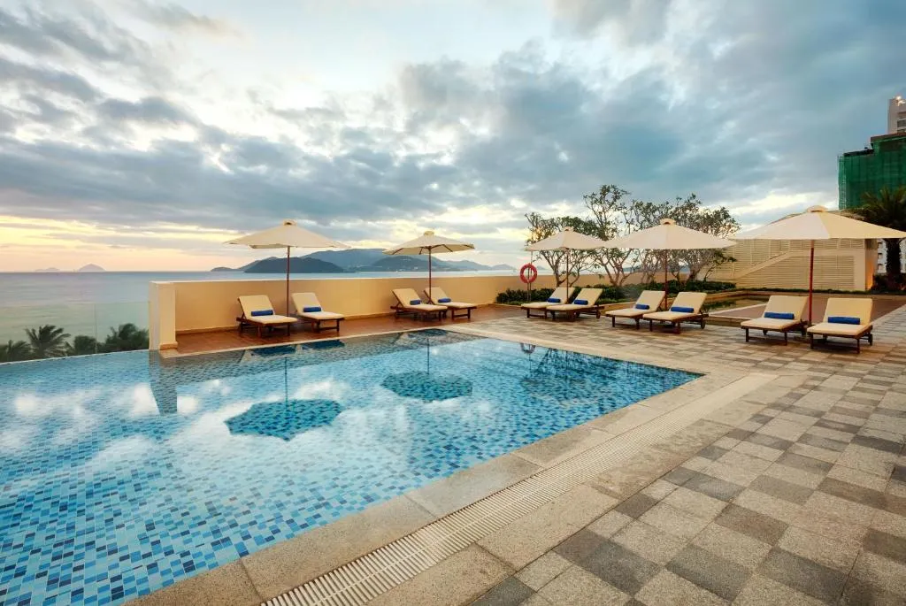 Vinpearl Condotel Beachfront Nha Trang фото 13